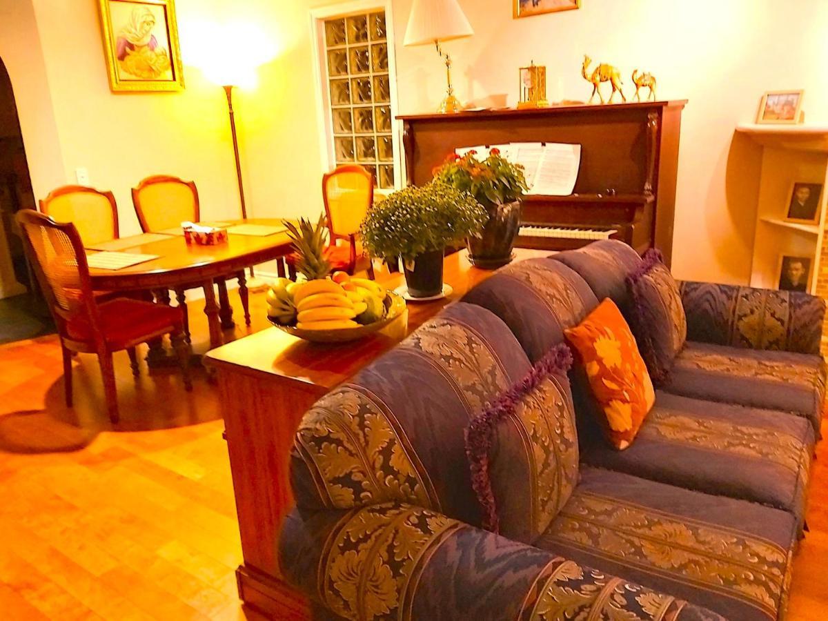 Lovely Comfy Home Private Bath In Central YYC Dış mekan fotoğraf